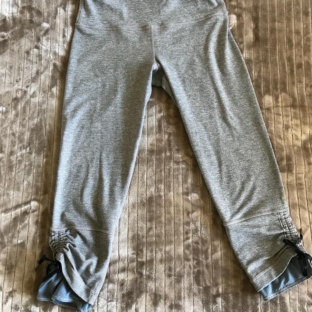 lulu lemon cropped leggings